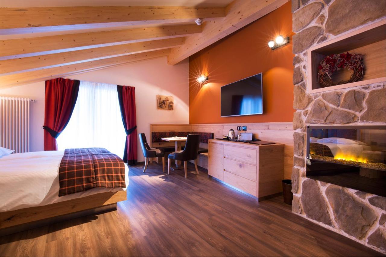 Chalet Marcora Campitello di Fassa Luaran gambar