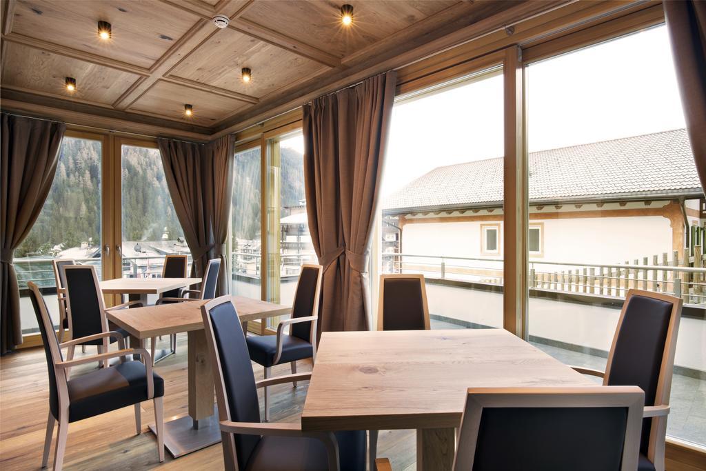Chalet Marcora Campitello di Fassa Luaran gambar